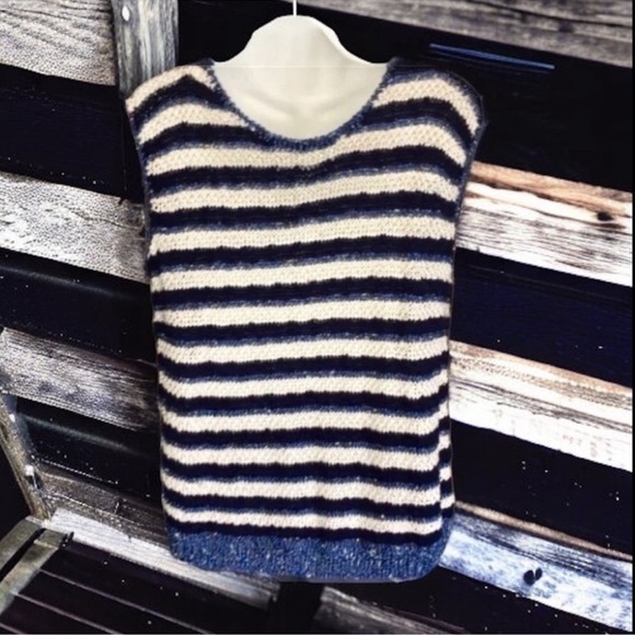 Sweater Vest V-Neck Navy Cream Light Blue Sparkly Striped Crochet Knit Size M - Picture 6 of 16